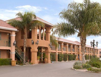 Merced Inn & Suites المظهر الخارجي الصورة