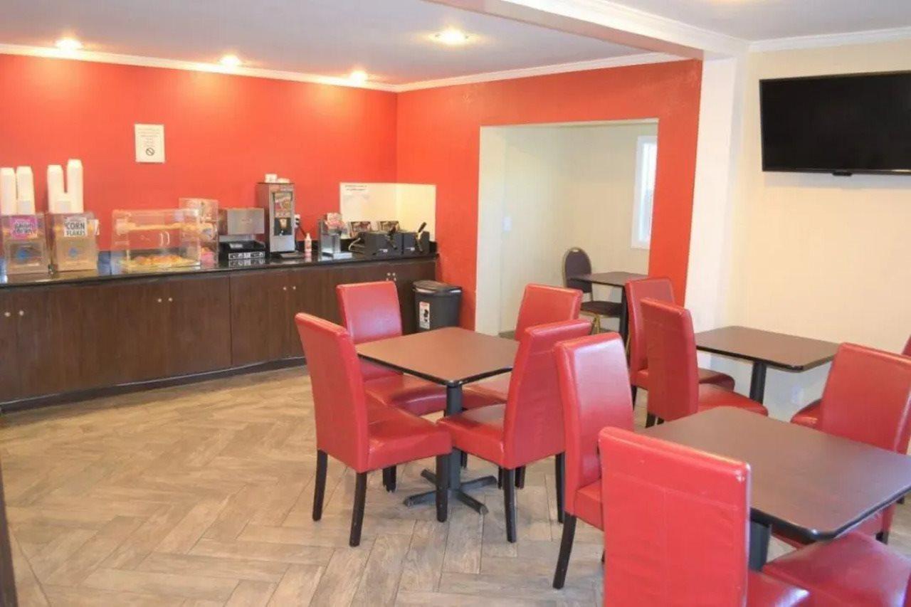Merced Inn & Suites المظهر الخارجي الصورة