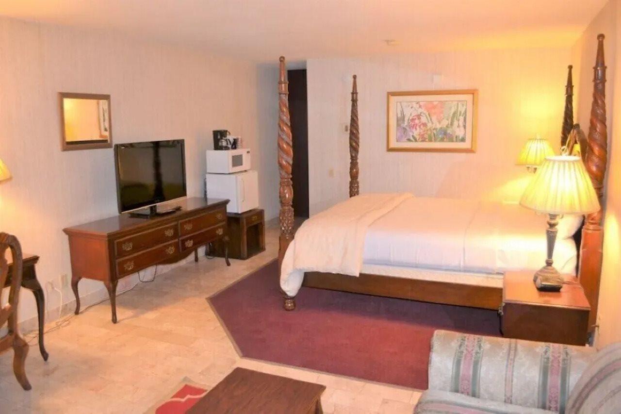 Merced Inn & Suites المظهر الخارجي الصورة