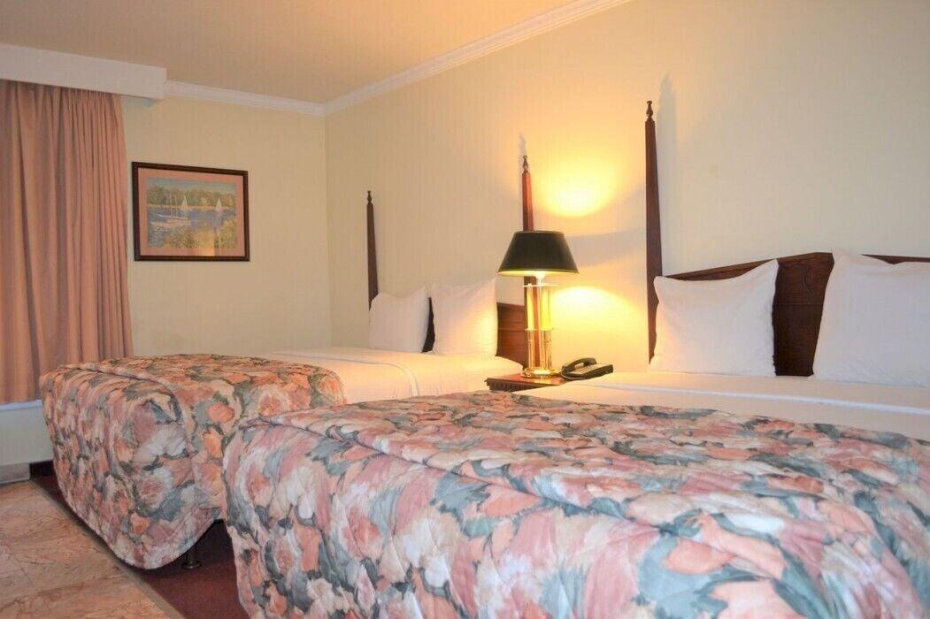 Merced Inn & Suites المظهر الخارجي الصورة