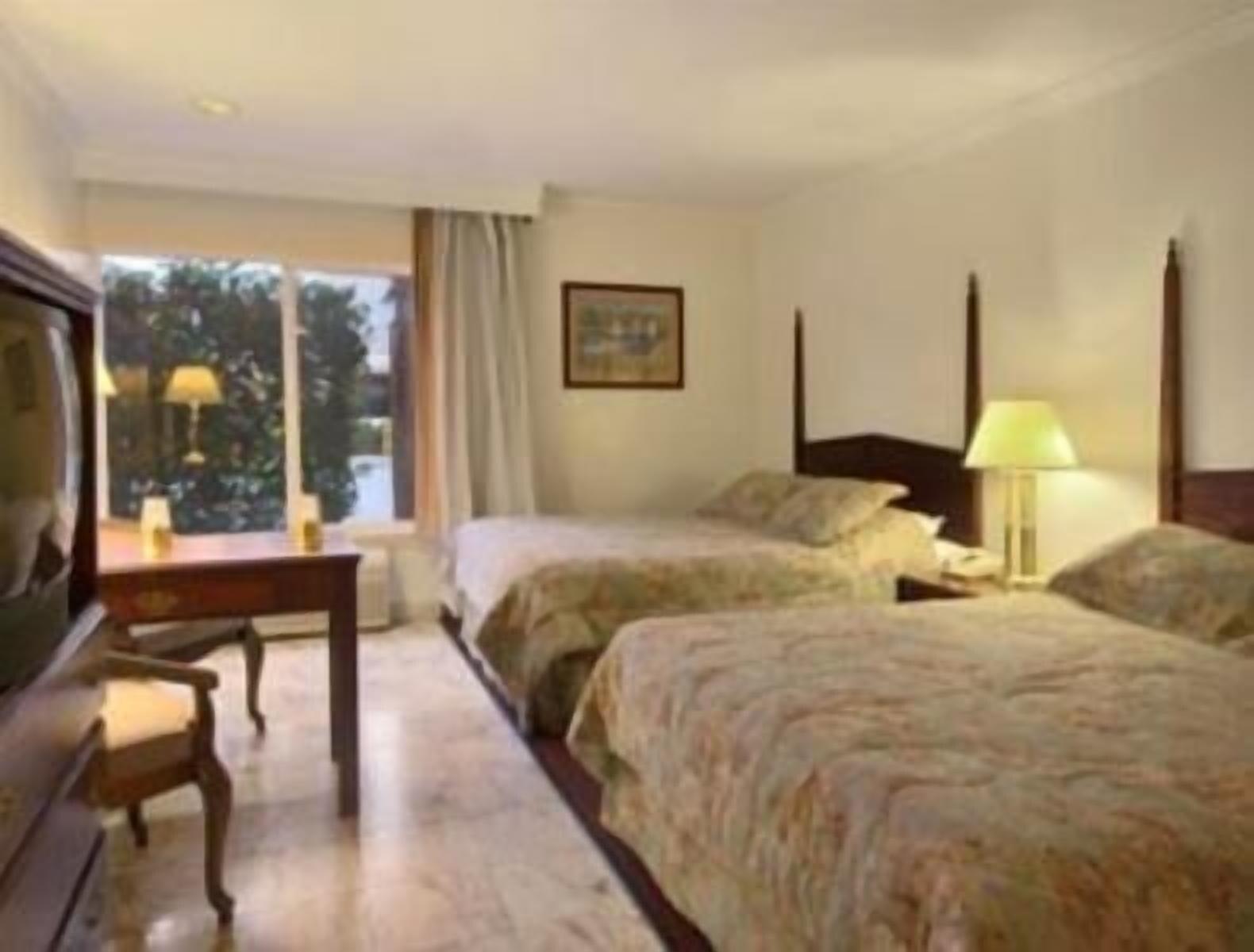 Merced Inn & Suites الغرفة الصورة